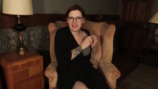 Bettie Bondage - The Breast Lesson with Mom