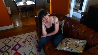 Sydney Harwin - Truth Or Dare With Mommy