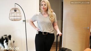 Anna Scot - MOMMY MOVES IN